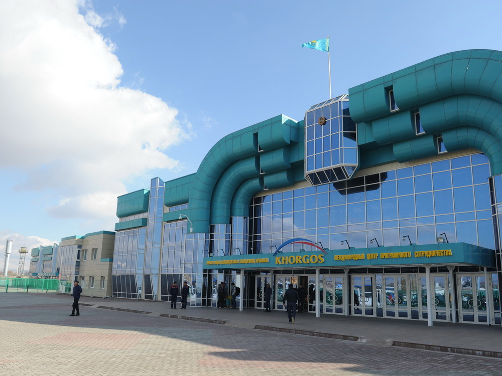 
Прокуратура добилась возврата имущества центра «Хоргос», проданного ранее аффилированной с Нурболом Назарбаевым компании 