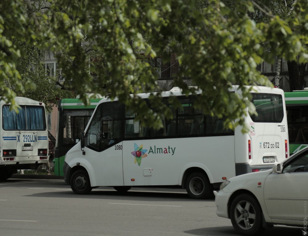 Свыше 2 тыс. автобусов в Казахстане подключат к системе диспетчеризации