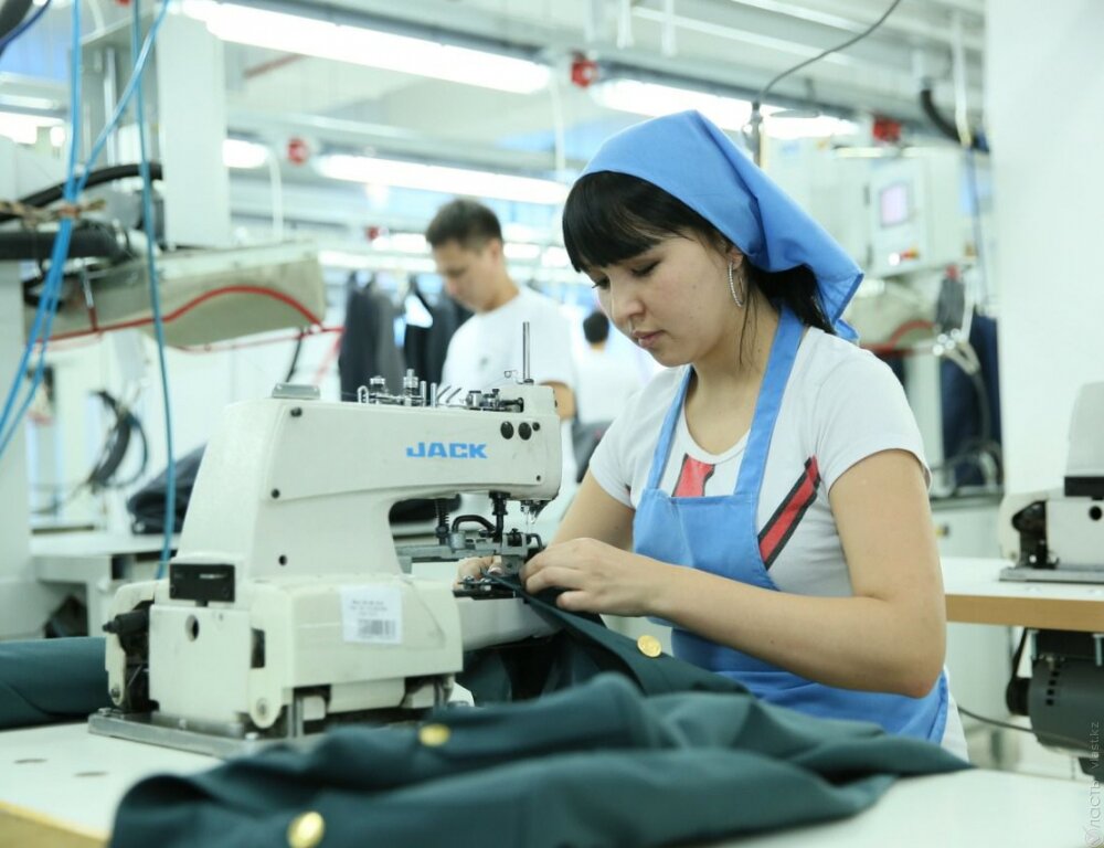 Нехватка квалифицированных кадров в промышленности является одним из сдерживающих факторов индустриализации – Токаев