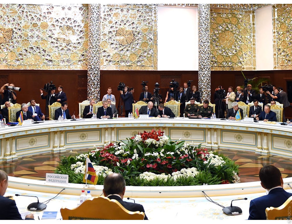 Назарбаев предлагает наращивать усилия ОДКБ для противодействия международному терроризму