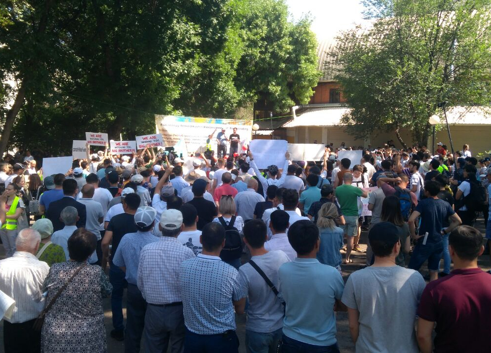 Вернуть изнасилование в категорию тяжких преступлений - активисты планируют митинг в Алматы