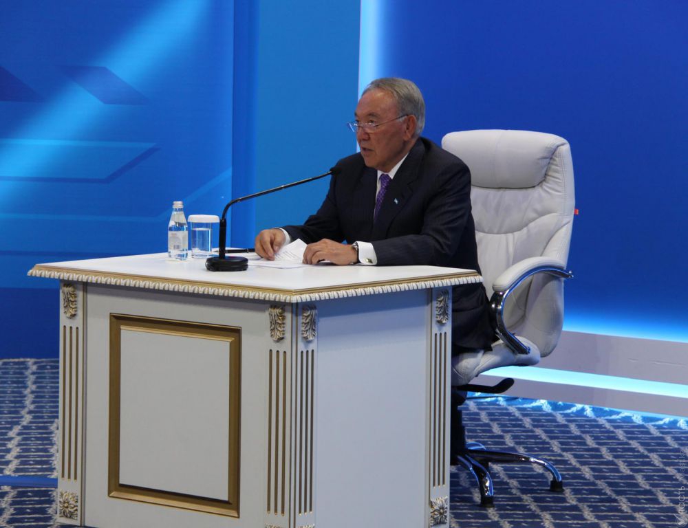 Президент отчитал чиновников Карагандинской области за ошибки в индустриализации