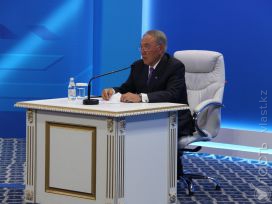 Президент отчитал чиновников Карагандинской области за ошибки в индустриализации