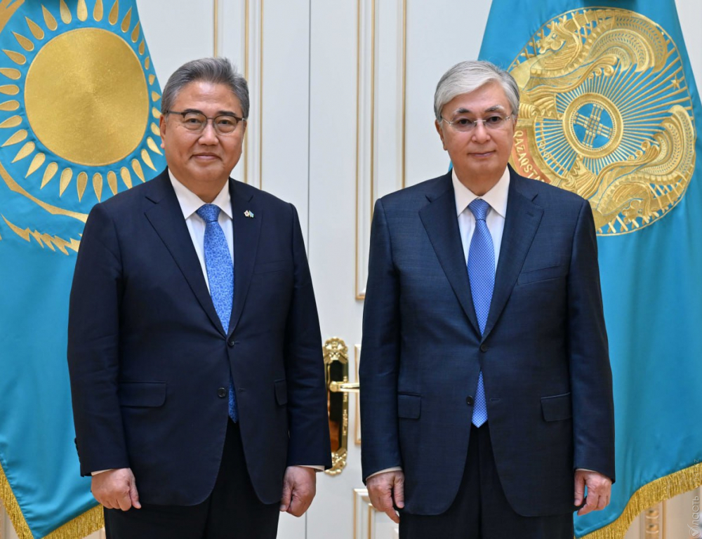 Токаев обсудил с главой МИД Республики Корея перспективы развития двустороннего сотрудничества