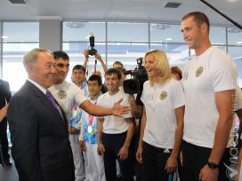 Назарбаев посетил ряд объектов в Карагандинской области