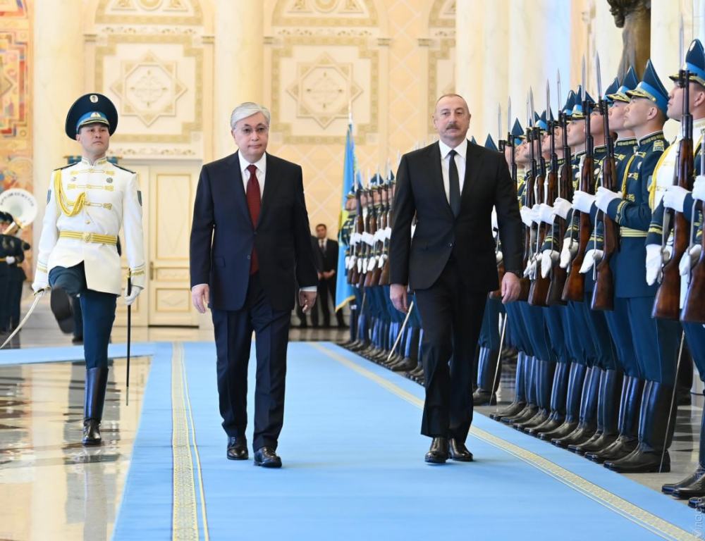 Казахстан готов развивать экономическое сотрудничество с Азербайджаном – Токаев