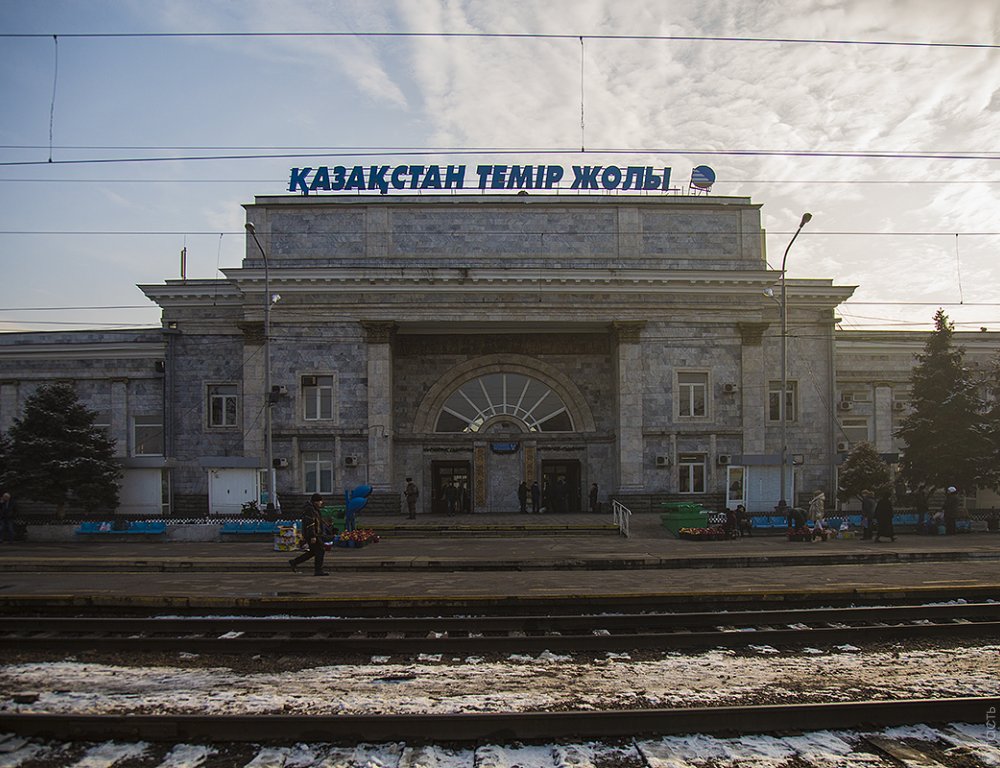 С 1 июля железнодорожные вокзалы Алматы-1 и Алматы-2 перейдут в собственность акимата 