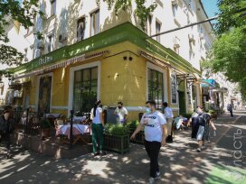 В Алматы заработали кафе и рестораны