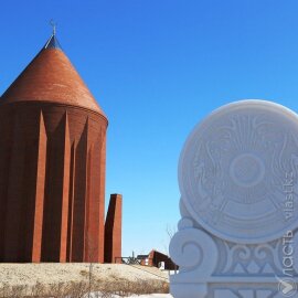 Госорганы изучат вопрос переименования национального пантеона