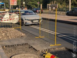 Акимат Алматы рассматривает вопрос перевода части своих сотрудников на удаленный формат работы из-за пробок