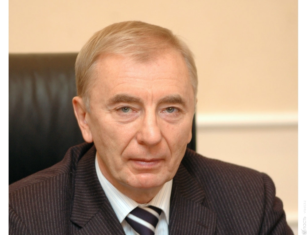 Председатель КС Игорь Рогов: внеочередные выборы проводятся в течение 2 месяцев после роспуска парламента