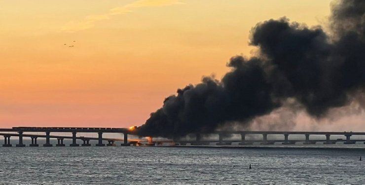 Украина признала причастность к подрывам Керченского моста