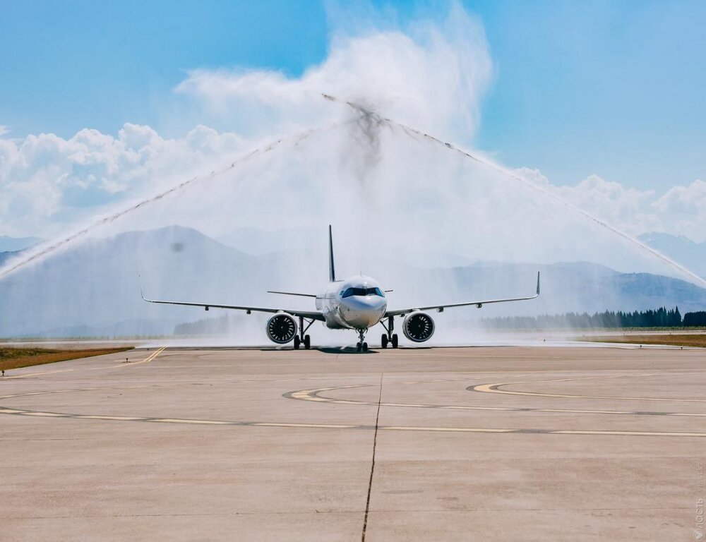 Air Astana с 21 июня будет выполнять рейсы в Черногорию ежедневно 