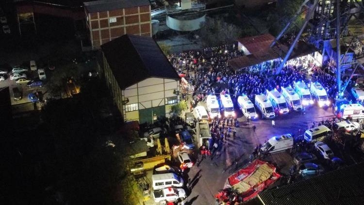 При взрыве на шахте в Турции погибли 25 человек