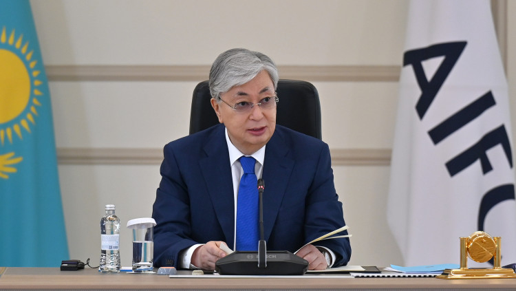 Казахстану нужны новые надежные источники инвестиций, заявил Токаев