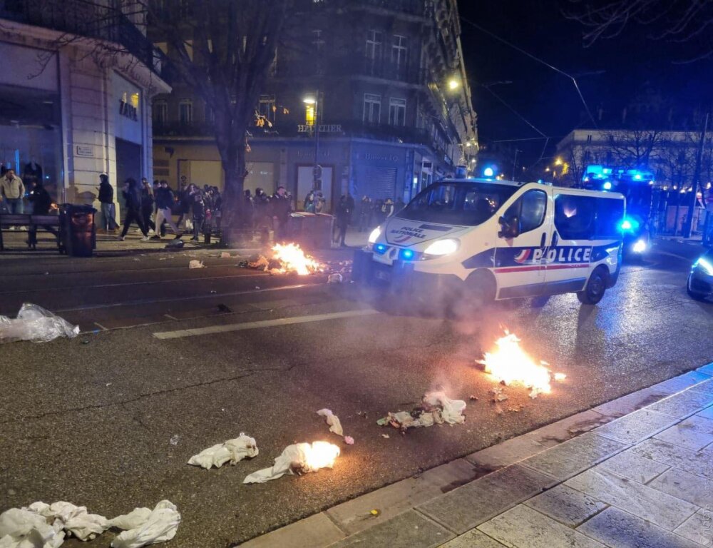 В нескольких городах Франции произошли беспорядки после финала ЧМ по футболу