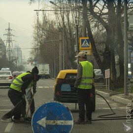 ​Из-за приказов госорганов зарплаты работников коммунальных служб остаются низкими — Аймагамбетов