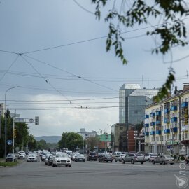 В Казахстане еще на полгода продлят запрет на ввоз праворульных автомобилей 