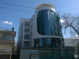 Украшает ли Алматы это здание? 