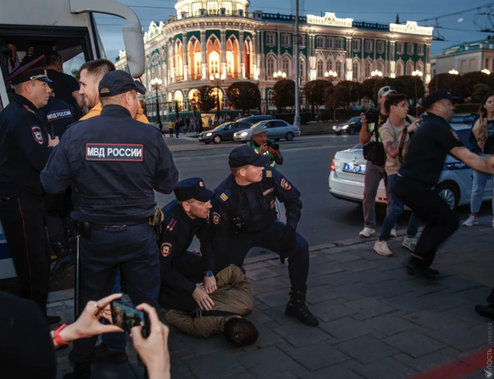 В России на протестах против мобилизации задержаны более 1 300 человек