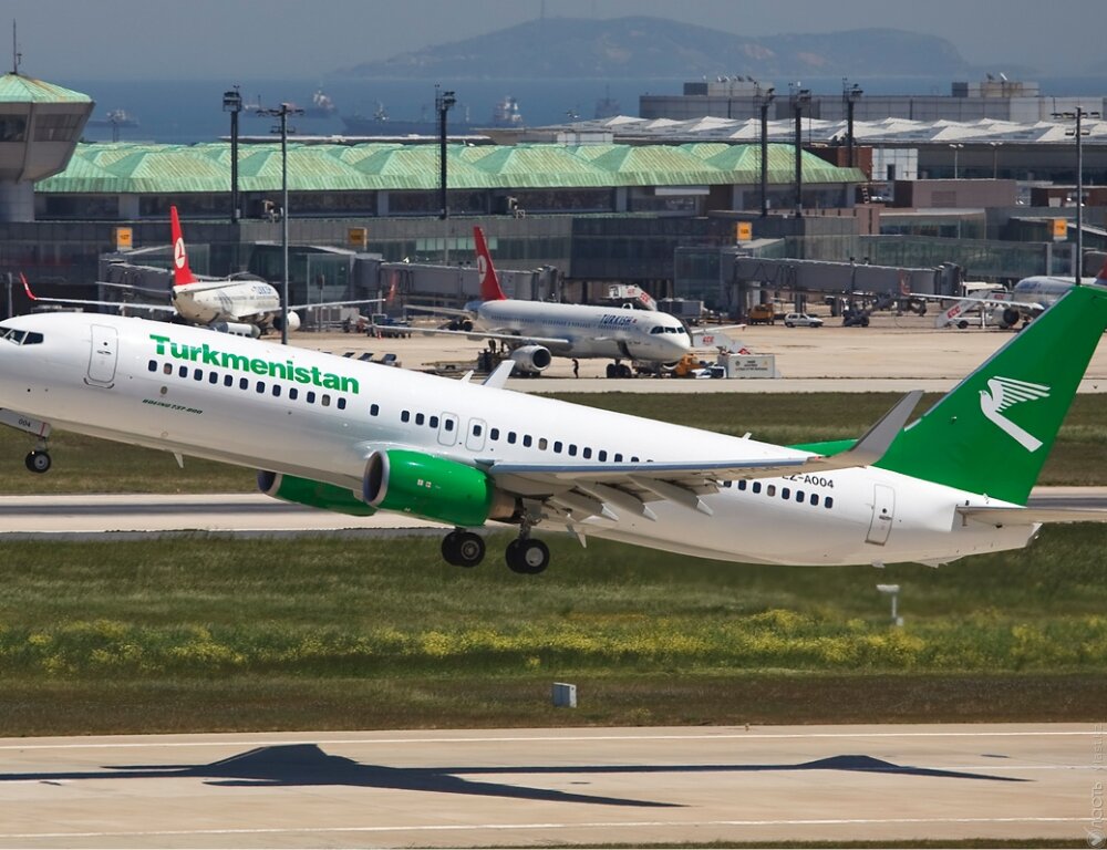 Туркменистан возобновит в марте регулярные авиарейсы в Алматы