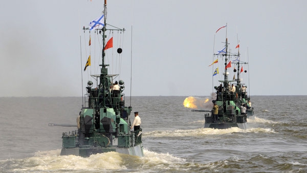 Казахстан, Азербайджан и Россия проведут военные учения на Каспийском море