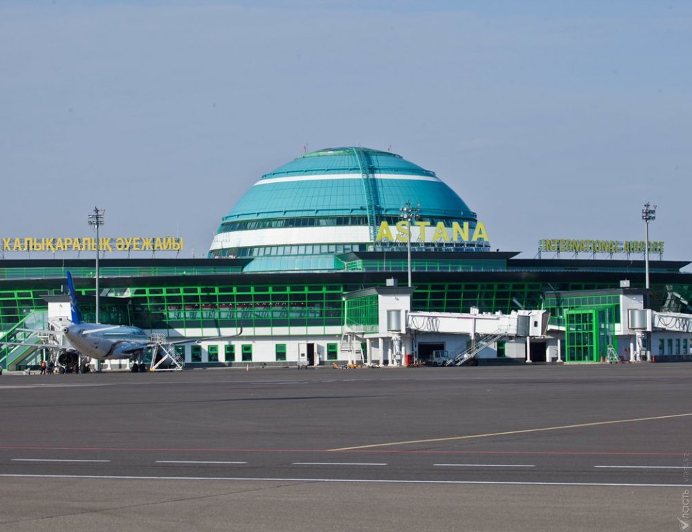 Самолет Bek Air не смог вылететь из Астаны в Алматы из-за неисправности