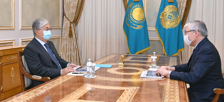 Аким Улытауской области представил президенту комплексный план развития региона на 2022-2026 годы