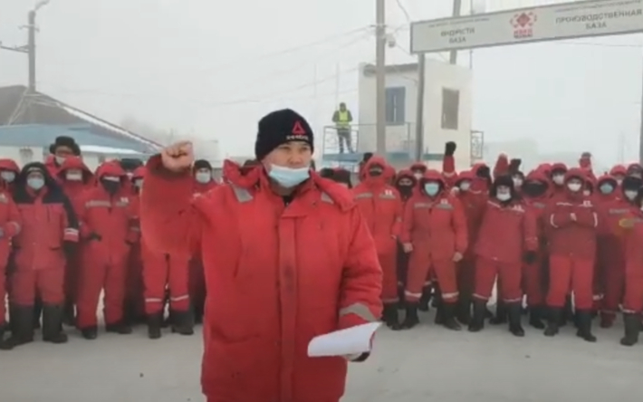 В Актюбинской области нефтяники вышли на забастовку 