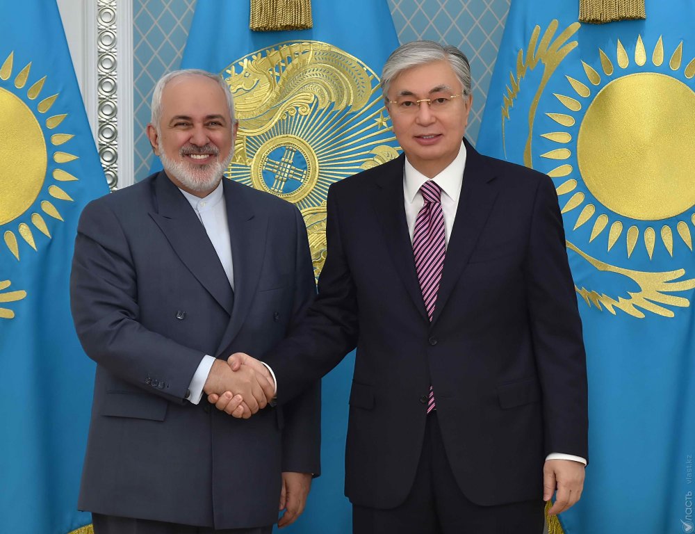 Токаев обсудил с главой МИД Ирана перспективы сотрудничества стран