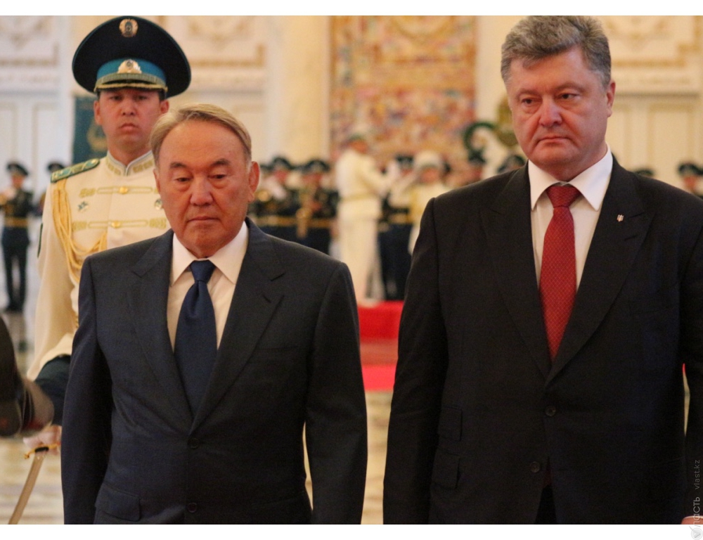 В Астане начались переговоры президентов Казахстана и Украины