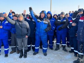 В Казахстане предлагают закрепить в коллективном договоре соотношение зарплат на одной должности