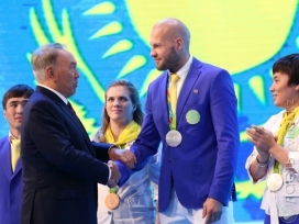 Левит и Ниязымбетов получат от государства премию на уровне олимпийских чемпионов – президент 