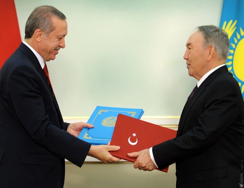 Президенты Казахстана и Турции обсудили вопросы двусторонних отношений