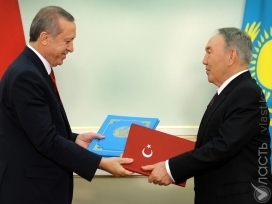 Президенты Казахстана и Турции обсудили вопросы двусторонних отношений