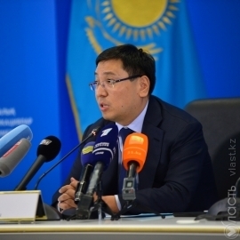 Глава миннацэкономики Досаев подал в отставку, освобожден от должности его зам Ускенбаев
