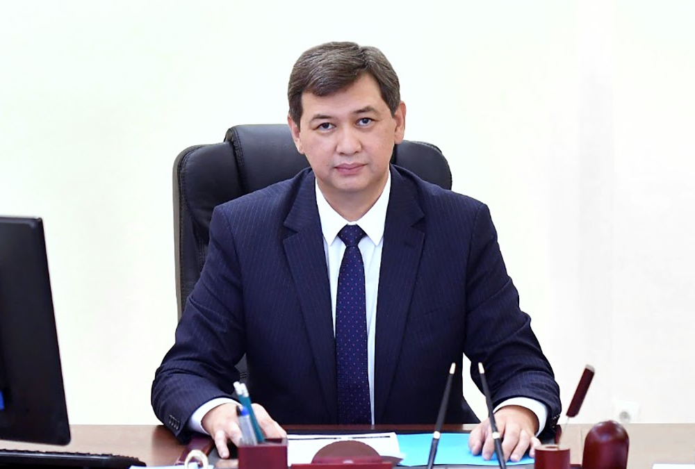 Ерлан Киясов освобожден от должности вице-министра здравоохранения и главного санврача Казахстана