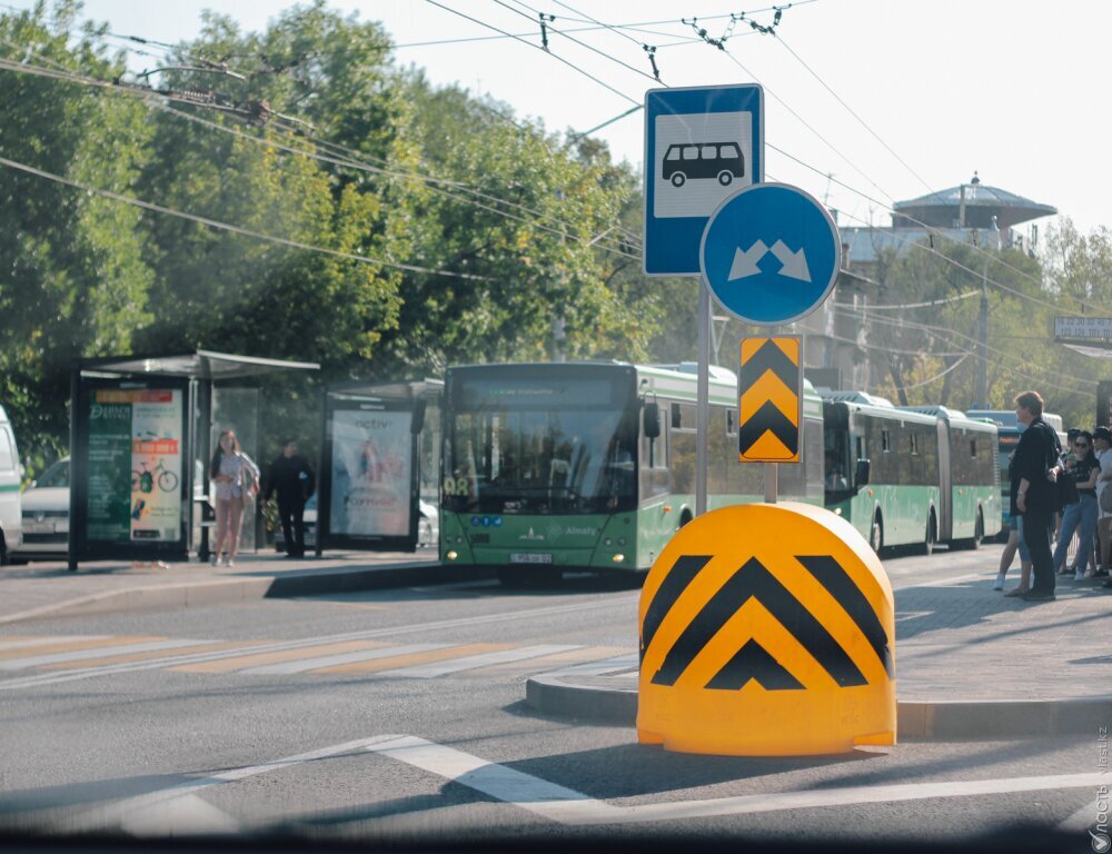 Строительство участка BRT по улице Жандосова в Алматы завершат к концу 2021 года