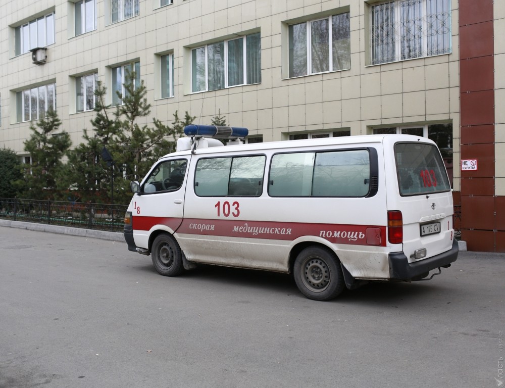 В Уральске 50 школьников попали в инфекционную больницу