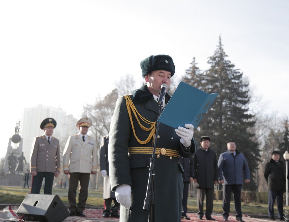 Свыше 16 тысяч казахстанцев попадут под военный призыв этой весной