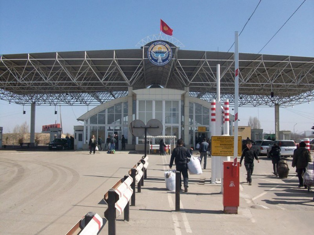 Кыргызстан ввел запрет на въезд иностранцев 