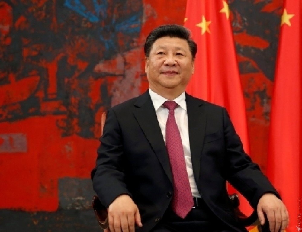 Компартия Китая отменила ограничение срока полномочий главы страны 
