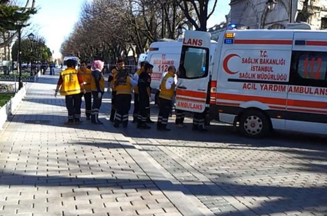 По меньшей мере 10 человек погибли, 15 ранены в результате взрыва в Стамбуле