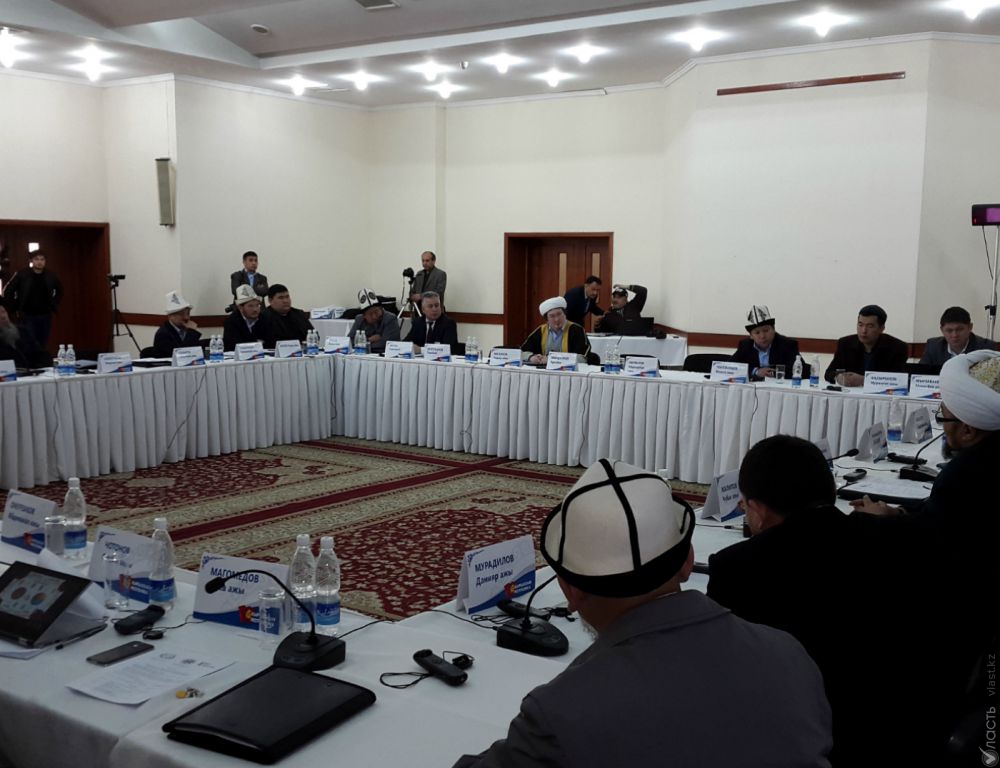 Центральноазиатские улемы призывают объединиться против экстремизма и терроризма