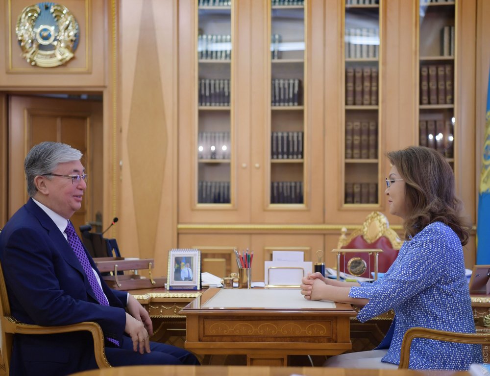 Токаев провел встречу с главой сената Даригой Назарбаевой
