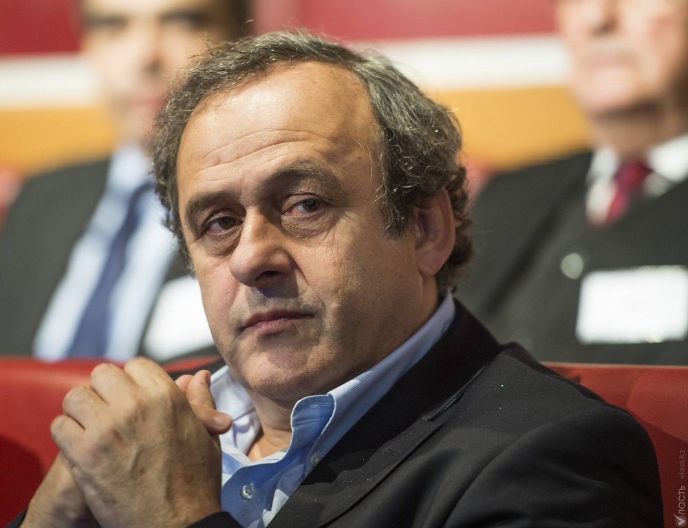 Экс-президента УЕФА освободили из-под стражи после нескольких часов допроса