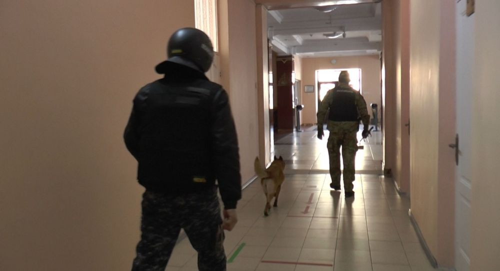Взрывных устройств в школах Алматы не обнаружено