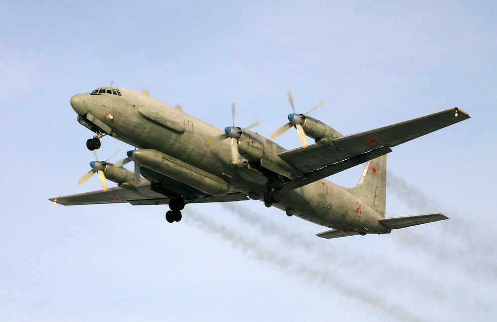 В Средиземном море обнаружили обломки российского самолета Ил-20