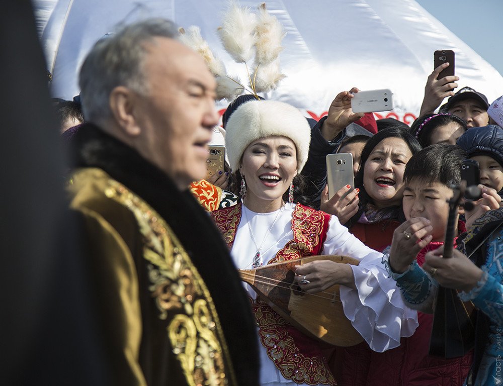 Назарбаев объявил, что 1 июля численность казахстанцев составит 18 млн 