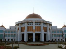 В Назарбаев Университете в будущем иностранных преподавателей полностью заменят отечественными